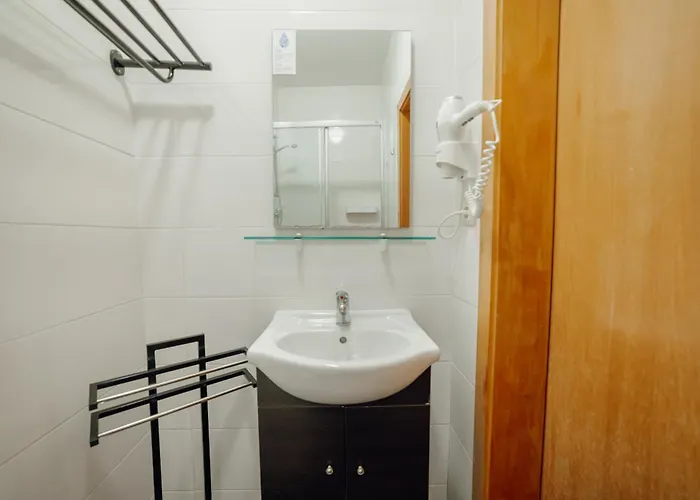 Dear By Hosty 波尔图