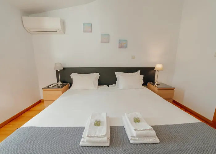 Dear By Hosty Guest house