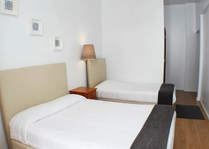 Dear By Hosty Guest house