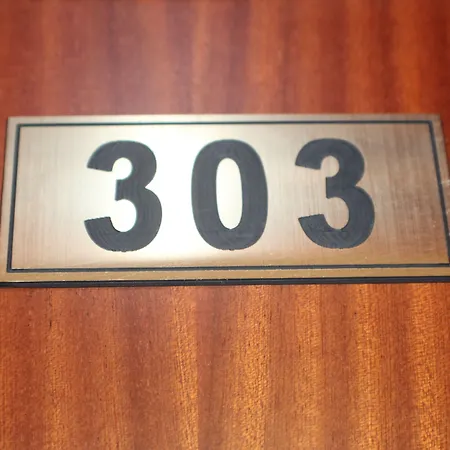 Dear By Hosty 招待所