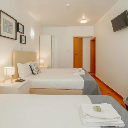 Dear By Hosty 招待所 3*