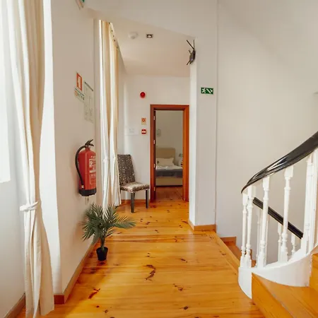 Dear By Hosty 波尔图